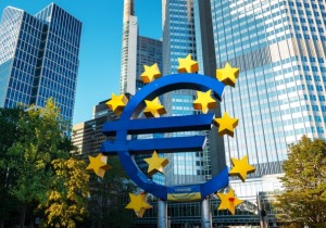 Στην τελική ευθεία το ψηφιακό ευρώ: Τι σημαίνει για τις τράπεζες και την οικονομία