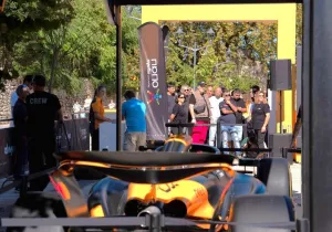 Ουρές στα Ιωάννινα για το showcar της McLaren F1 Team