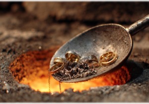 Ανακύκλωση χρυσού: Πώς να μετατρέψετε τα παλιά κοσμήματα σε ρευστότητα