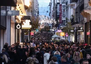 Οριακή μείωση στον τζίρο των επιχειρήσεων τον Ιανουάριο