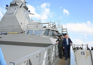 Γαλλία: Τελετή ονοματοδοσίας της φρεγάτας «Κίμων»