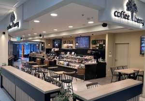 Η Coffee Berry εγκαινίασε νέο κατάστημα στο αεροδρόμιο της Βουδαπέστης