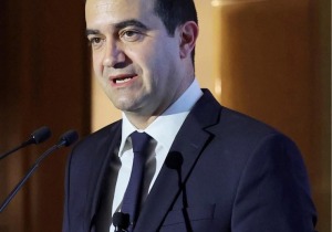 Η κυβέρνηση εξαπατά τους αγρότες και η κτηνοτροφία οδηγείται σε αφανισμό