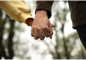 UCLA: Ο γάμος με ουσία προστατεύει από την παχυσαρκία