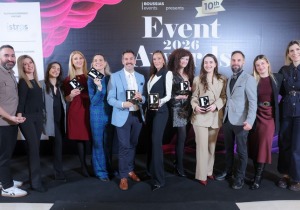 Τρία βραβεία στα Event Awards για την PR ενέργεια «Κερνάει ο Μάκης» με τον viral ήρωα του Eurojackpot