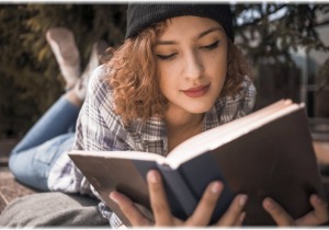 Η νευροβιολογία της ανάγνωσης: Πώς το διάβασμα (βιβλίων) ρυθμίζει το νευρικό μας σύστημα
