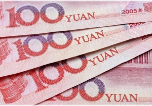 Η Κίνα «πλημμυρίζει» τις τράπεζες με ρευστό για να καλύψει έλλειμμα $456 δισ.