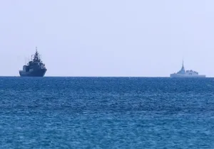 O Βρετανός υπουργός Άμυνας στην Κύπρο - Το Ην. Βασίλειο ανησυχεί