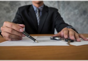 Leasing αυτοκινήτου: «Οδηγός επιβίωσης» πριν τις υπογραφές