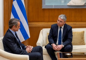 Νατσιός σε Μητσοτάκη: Η Ελλάδα δεν πρέπει να εμπλακεί στον πόλεμο