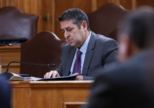 Στη ΜΕΘ ο Γιώργος Μυλωνάκης μετά από εγκεφαλικό ανεύρυσμα