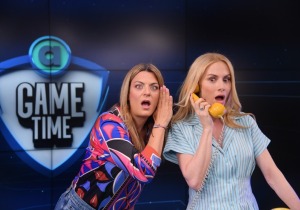 Η παρουσιάστρια του vidcast “Game On” περιγράφει πως πίνει νερό σε ρυθμούς τελικού Μουντιάλ