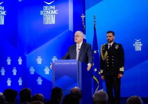 Τασούλας σε DEF: Να αποφευχθεί ο κίνδυνος κατακερματισμού της Δύσης