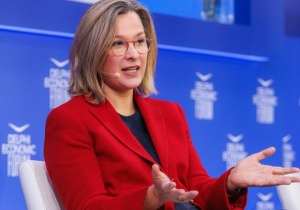 DEF, Χ. Θεοφιλίδη (ETE): Η επόμενη μέρα της τραπεζικής εμπειρίας και ο ρόλος της ΤΝ