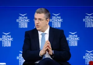 Τζιτζικώστας: Τα αεροπορικά καύσιμα επαρκούν μέχρι τις αρχές Ιουνίου