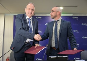 ΑΠΘ και Pfizer ενώνουν δυνάμεις για καινοτομία και σύνδεση με την αγορά