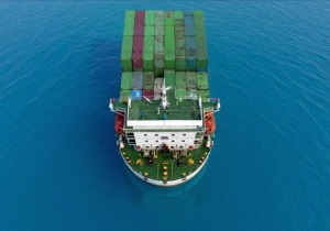 Η ελληνική ναυτιλία μπροστά στο ακριβότερο στοίχημα δεκαετιών