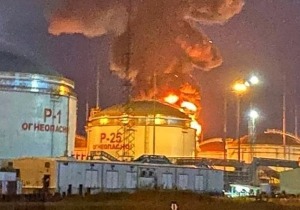 Η Ουκρανία χτυπάει ρωσικά διυλιστήρια - Τεράστιο (και) το περιβαλλοντικό κόστος