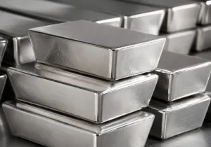 Ασήμι (XAG/USD): Ανάκαμψη ή παγίδα; Γιατί οι αναλυτές βλέπουν νέα πίεση στις τιμές