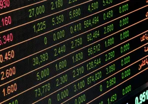 Ασιατικά χρηματιστήρια: Μικτές τάσεις με «άλμα» στο Τόκιο