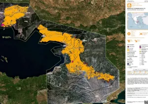 Πυρκαγιά στη Δυτ. Αττική: Από Ψάθα προς Λούμπα το πιο ενεργό σημείο