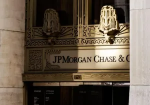 JP Morgan: Ανεβάζει τον πήχη για τον S&P 500 στις 8.000 μονάδες