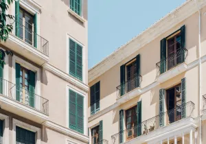 ΠΟΜΙΔΑ για κατασχεμένα ακίνητα: Πώς ξεκλειδώνει η πώληση με παρακράτηση μέρους του τιμήματος