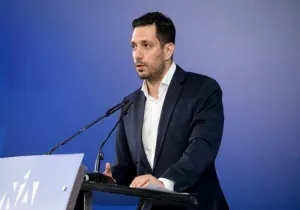 Κυρανάκης: Οι σιδηροδρομικοί σταθμοί παίρνουν ζωή – Από το 2027 νέα τρένα, περισσότερη κίνηση και επενδύσεις