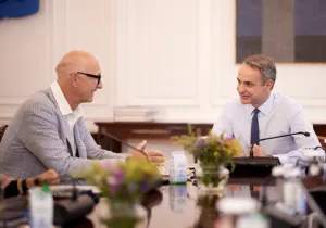 Συνάντηση Μητσοτάκη με Höttges - Επενδύσεις 600 εκατ. ευρώ ετησίως από Telekom