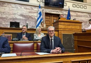 Τουρνάς: Από 13.000 σε 18.500 το προσωπικό του Πυροσβεστικού Σώματος