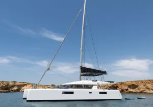 Αρχική συμφωνία για την απόκτηση της Vernicos Yachts από τη Nomad Yachting