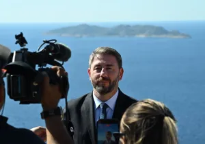 Ανδρουλάκης από Καστελλόριζο: «Αδιαπραγμάτευτα τα κυριαρχικά μας δικαιώματα σε Αιγαίο και Αν. Μεσόγειο»