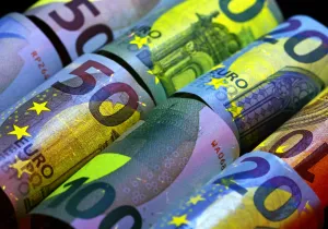 Στα άκρα η εμπορική σύγκρουση ΕΕ-Κίνας: Η Ευρώπη ετοιμάζει "kill switch"