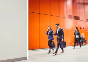 PwC: Η ΤΝ δημιουργεί εργαζομένους δύο ταχυτήτων – Ποιοι μένουν πίσω