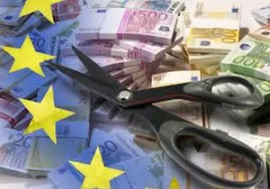 Οι κίνδυνοι που επισημαίνει η ενδιάμεση έκθεση της Τράπεζας της Ελλάδος για την απορρόφηση των επιχορηγήσεων και των δανείων 