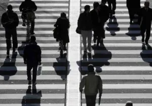 Εργασιακές ευκαιρίες για νέους και μακροχρόνια άνεργους