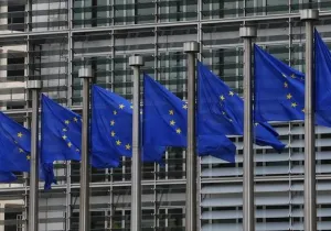 Κομισιόν: Λυπηρή η αποχώρηση των ΗΠΑ από συνθήκη αναφοράς για το κλίμα