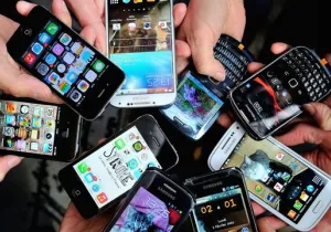 Τα κινητά παίρνουν τη θέση των φωτογραφικών μηχανών