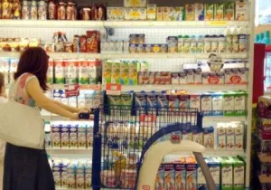Υποχρεωτική εξόφληση προμηθευτών σε ένα μήνα και πρόστιμο 12% σε όσους καθυστερούν να πληρώσουν επιβάλει η Κομισιόν