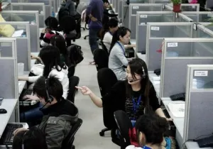 Κίνα: Η οικονομία επιβραδύνει, αλλά οι υπηρεσίες συνεχίζουν να αναπτύσσονται
