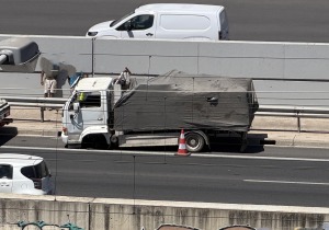 Φορτηγό «χάρος» στην Αττική οδό!