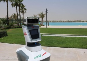 Ντουμπάι: Ρομπότ για τον εντοπισμό παραβιάσεων ηλεκτρικών σκούτερ