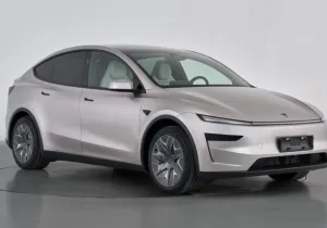 Νέο Tesla Model YL – Το εξαθέσιο Giga ηλεκτρικό SUV με 751 km αυτονομία!