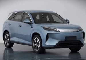 Το νέο BYD Atto 3 μεγαλώνει, γίνεται πισωκίνητο και φορτίζει σε 5΄