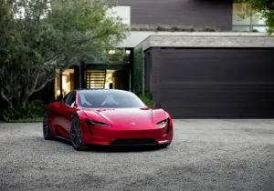 Tesla: Το νέο Roadster με τεχνολογία SpaceX, μπορεί να αποκαλυφθεί μέσα στον Αύγουστο