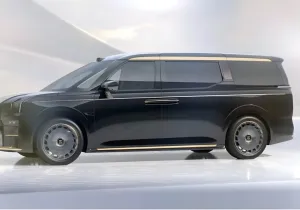 Zeekr 009 Grand Collector Edition: Το απόλυτο ηλεκτρικό πολυτελές MPV με 24 καράτια χρυσού!