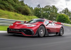 Το υβριδικό Mercedes-AMG One έκανε νέο ρεκόρ στο Nurburgring [video]