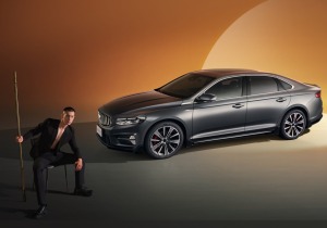 Geely και DeepSeek ολοκλήρωσαν την ενσωμάτωση AI για τα «έξυπνα αυτοκίνητα»