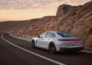 Παρουσίαση: Porsche Panamera – Τρίτη και καλύτερη