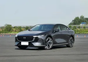 Το νέο Mazda EZ-6 EV κυκλοφορεί με αρχική τιμή κάτω από 22.000 ευρώ